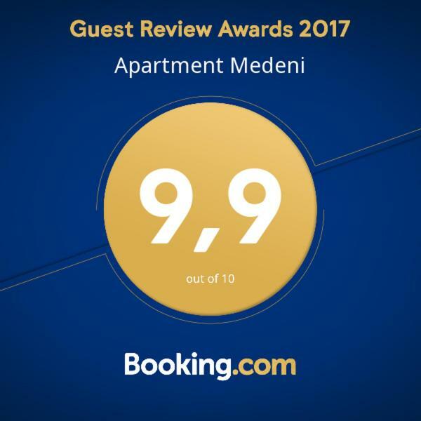 Apartment Medeni Rakovica Exteriér fotografie